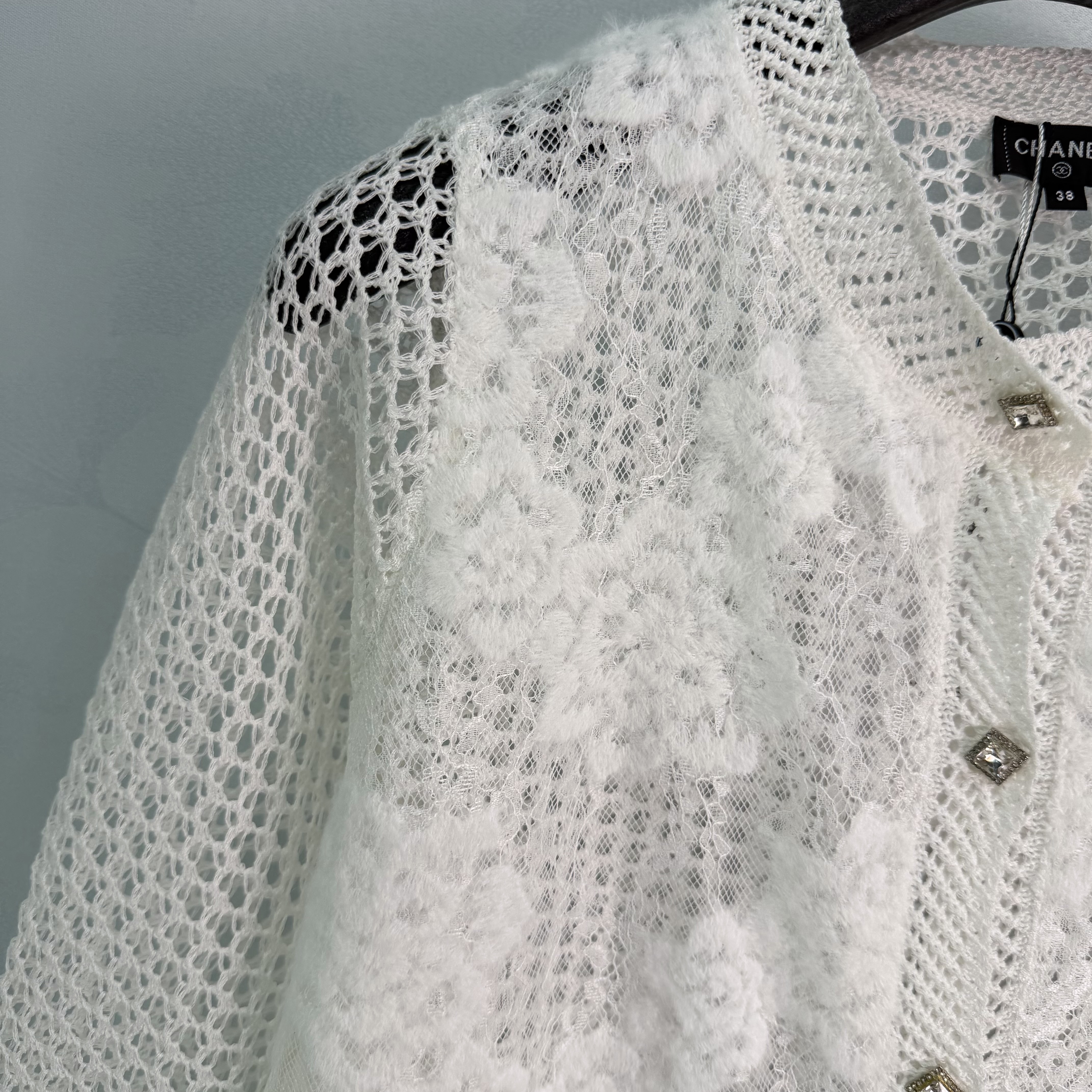 Cha* 2026 Early Autumn New Arrival Hollow Flower Embroidery Knit Cardigan!