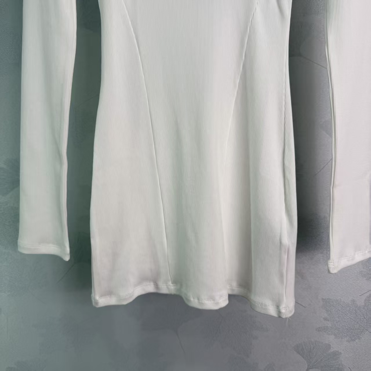 26 Early Autumn New Slim Fit Long Sleeve Base  Layer Shirt