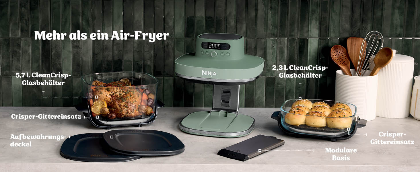 Der Text lautet „Mehr als ein Air-Fryer“. Eine Reihe von Lifestyle-Produktfotos, die verschiedene gekochte Lebensmittel in einer Heißluftfritteuse zeigen, darunter gebratenes Fleisch und Backwaren.