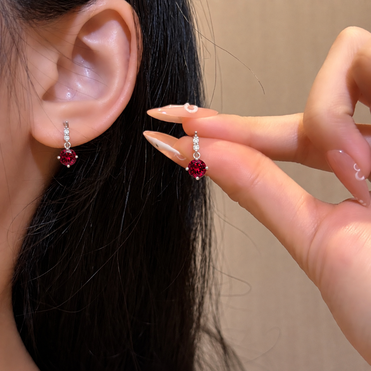 wholesale S925 sterling silver lab grown ruby stud earrings for female breeding pigeons, blood-red round colored gemstone stud earrings