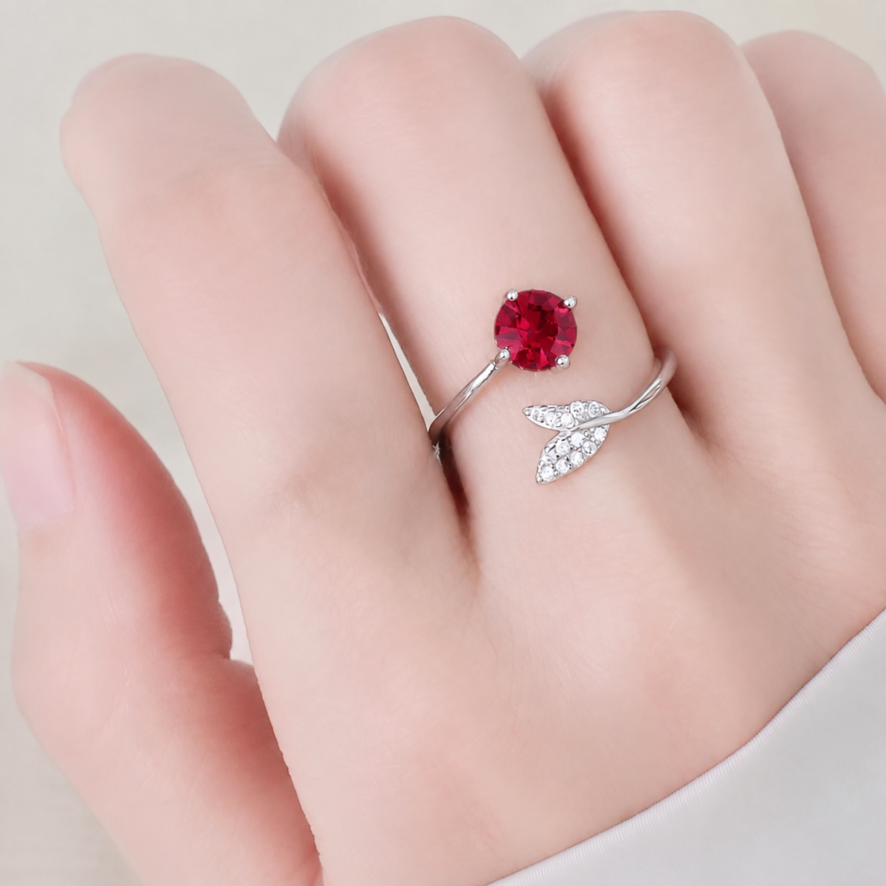 wholesale Adjustable  925 sterling silver round cultivated lab grown ruby  ring, fashionable and high-end jewelry