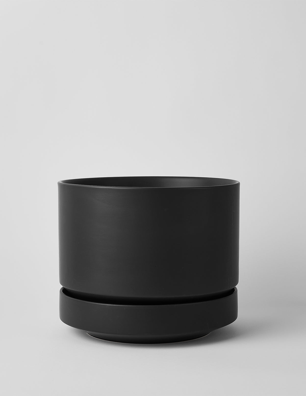 Modern Round Ceramic Planter Set
