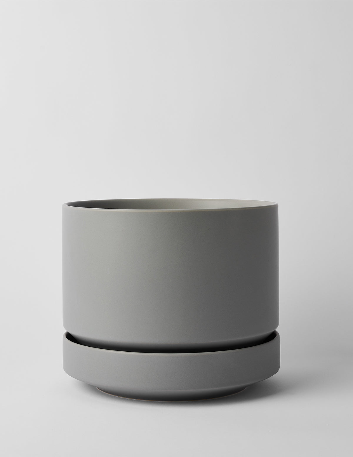 Modern Round Ceramic Planter Set