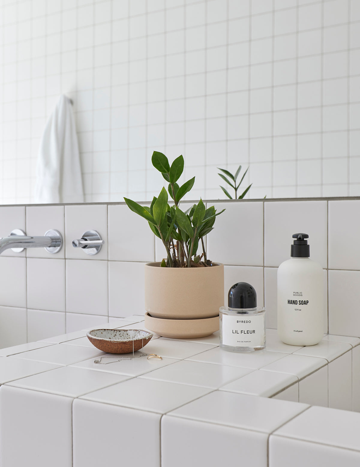 Modern Round Ceramic Planter Set