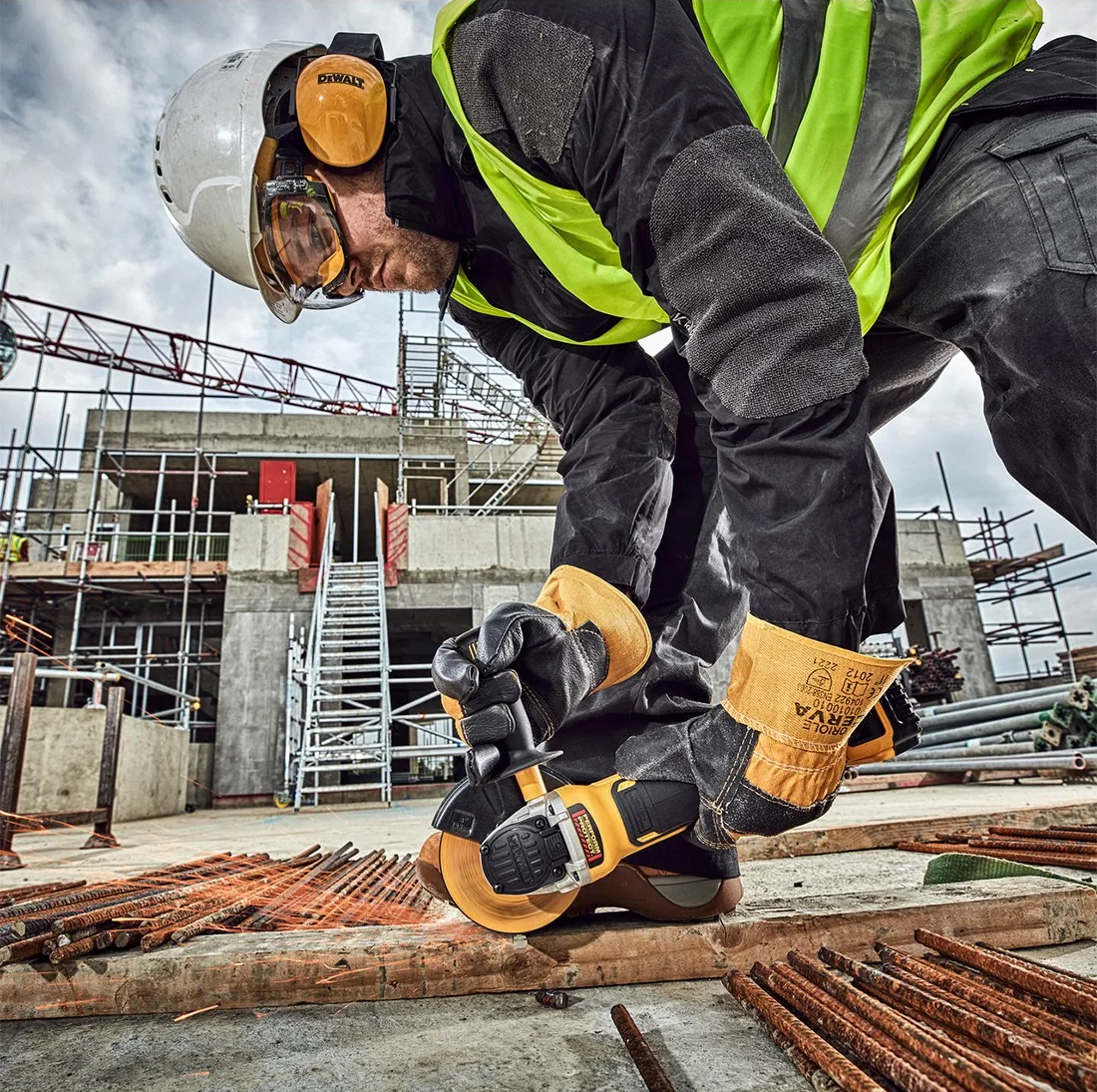 Cordless grinder in use