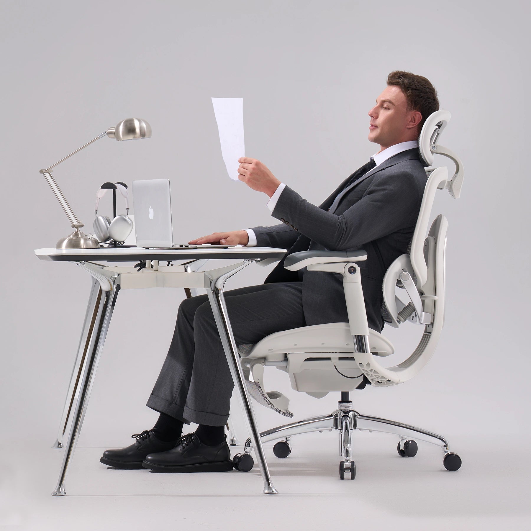 Full Body Adaptive Ergonomic Office Chair with 8D Adjustable Armrests and Dynamic Lumbar Support