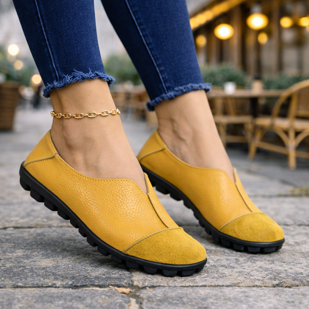 Chaussons en cuir pour femmes en jaune