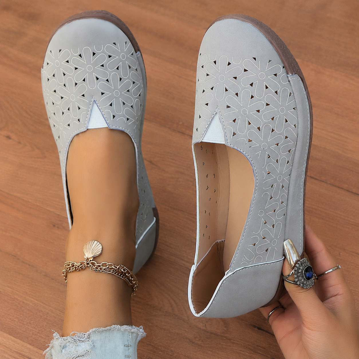 Orthopädische Strick-Slip-On-Sneaker - gestreiftes strukturiertes Design und schnürsenkellose Bequemlichkeit
