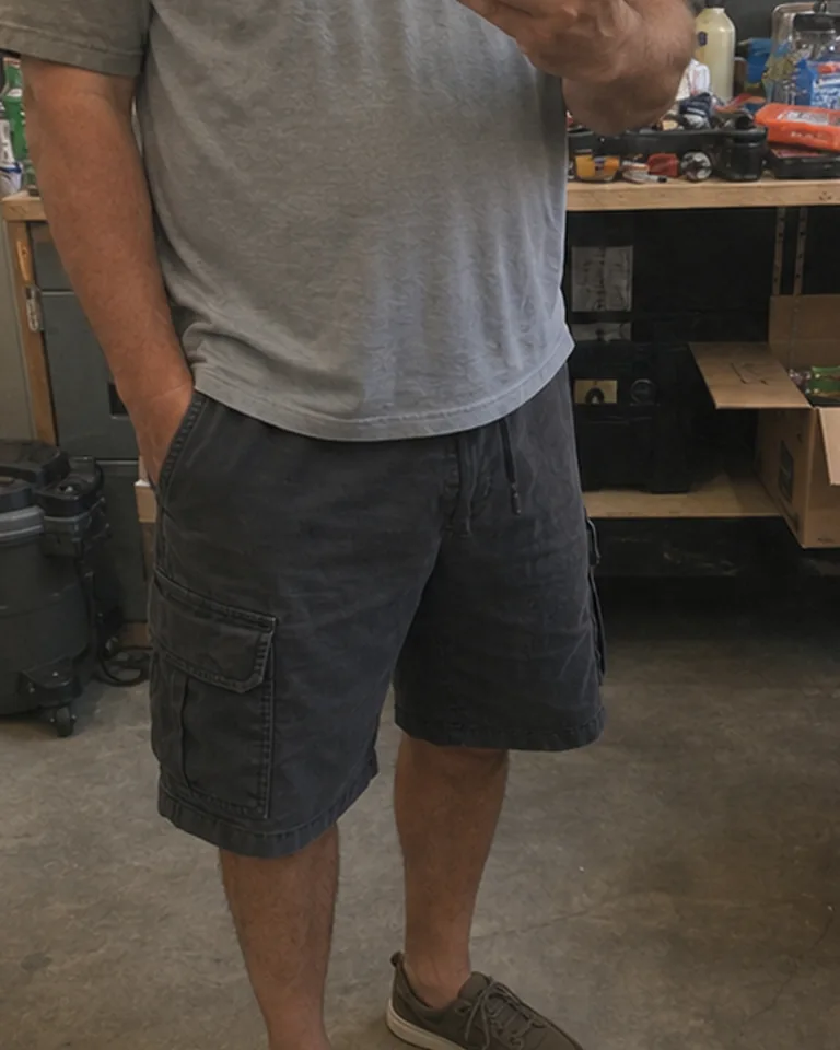 Multi-Pocket Cargo Shorts Utility pocket detail buyer-style fit reference