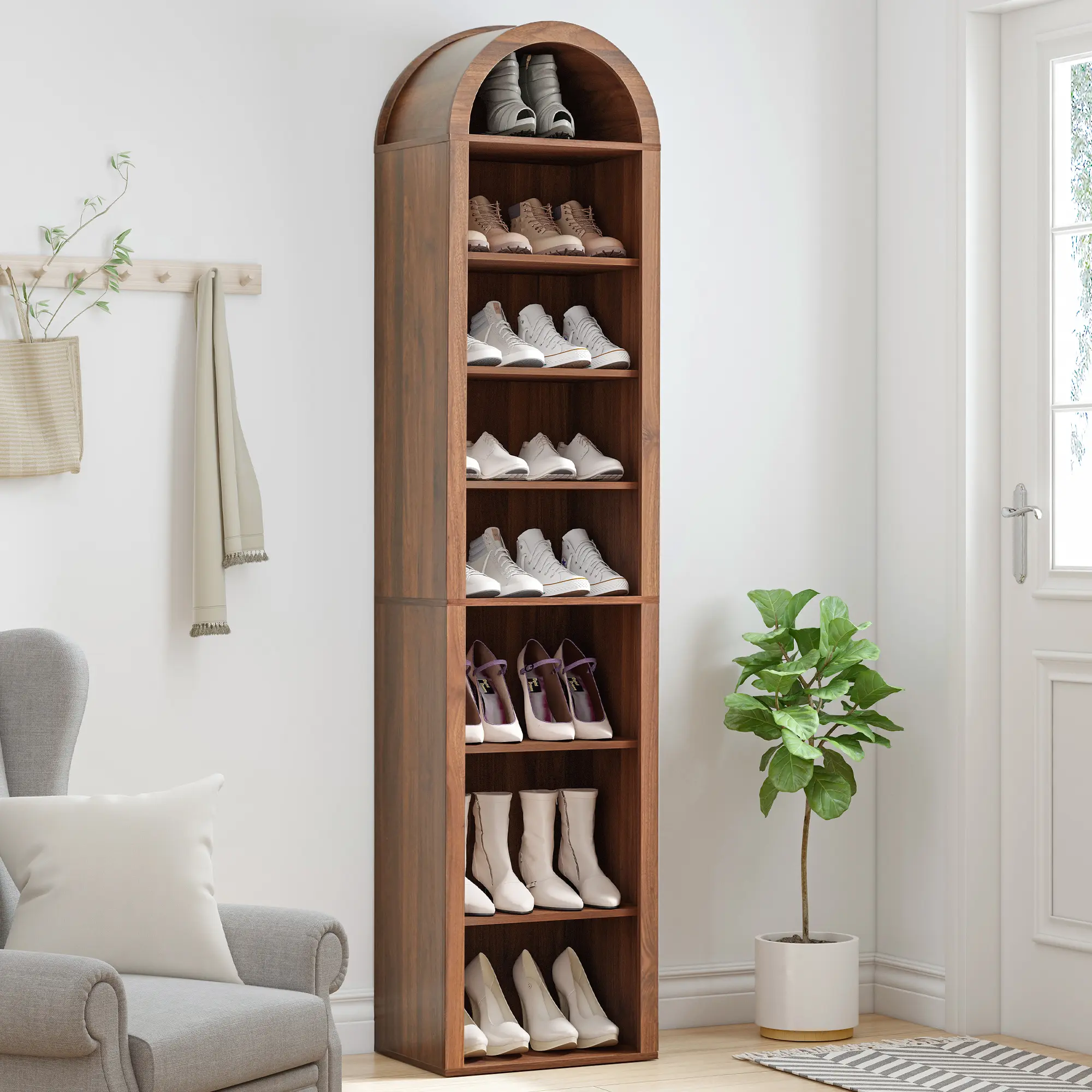 Librero de Madera con Diseño Arqueado