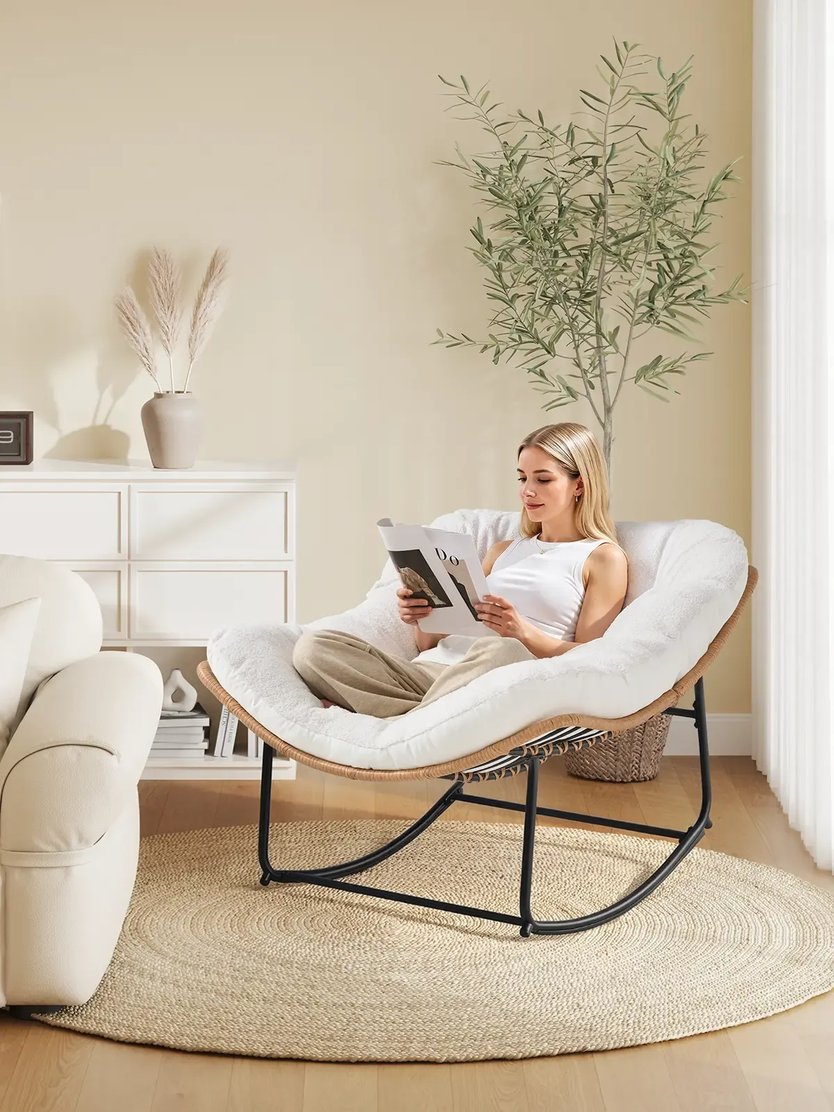 Sillón Mecedor de Mimbre Extra Grande con Cojín Reversible