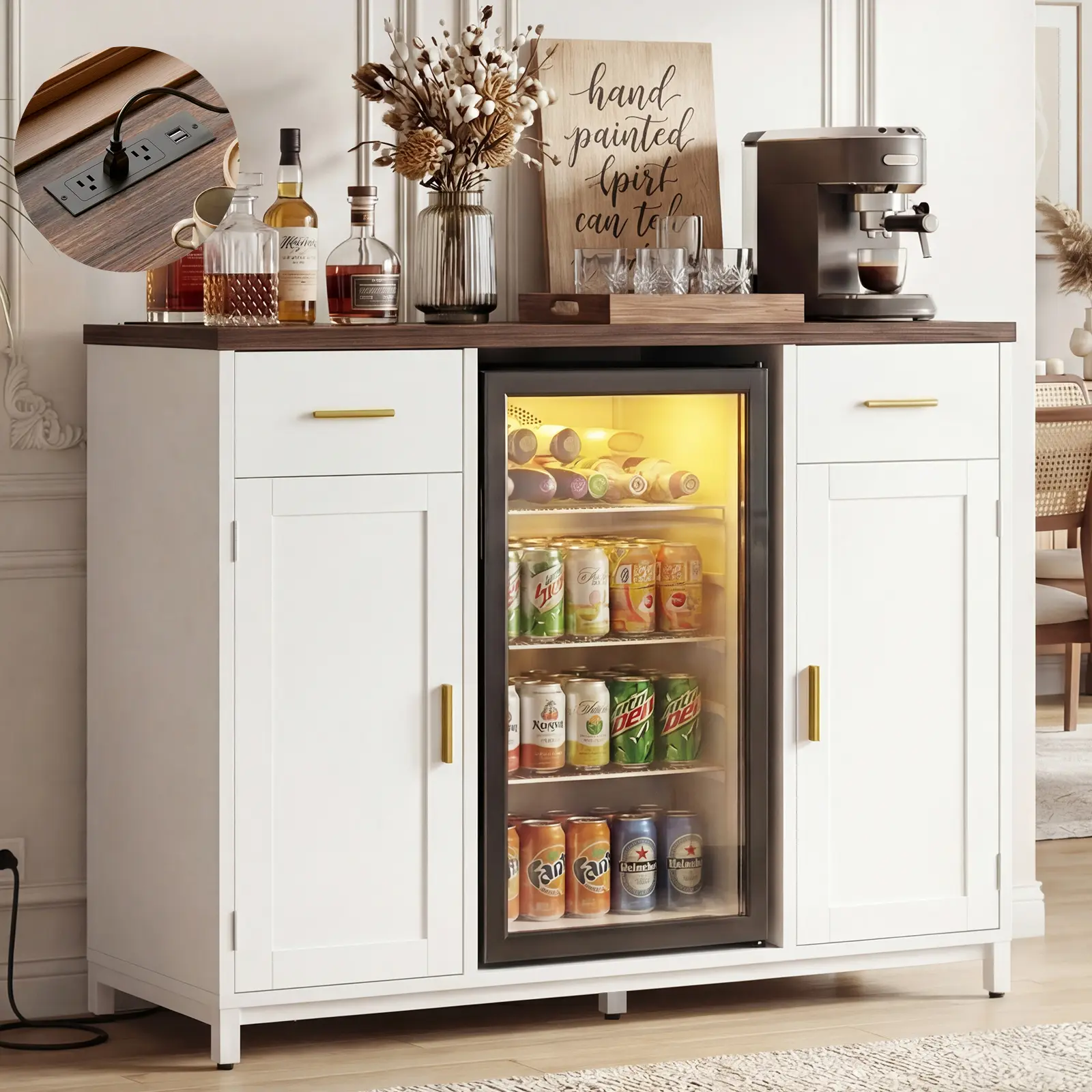 Mueble bar de estilo rústico con toma de corriente, mueble bar para licores y vinos con espacio para mininevera (nevera no incluida), soporte para mininevera con cajón y puerta, aparador tipo mueble auxiliar para comedor y cocina.