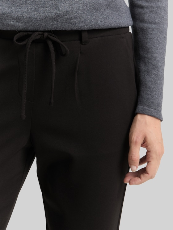 Casual material trousers - deep black