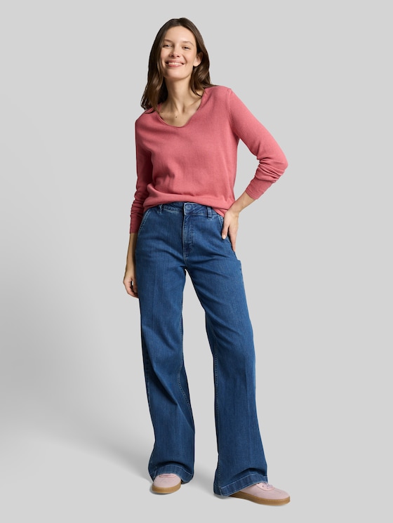 Jumper with V-neckline - cozy pink
