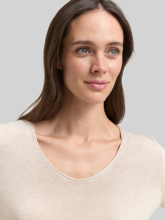 Jumper with V-neckline - desert sand melange