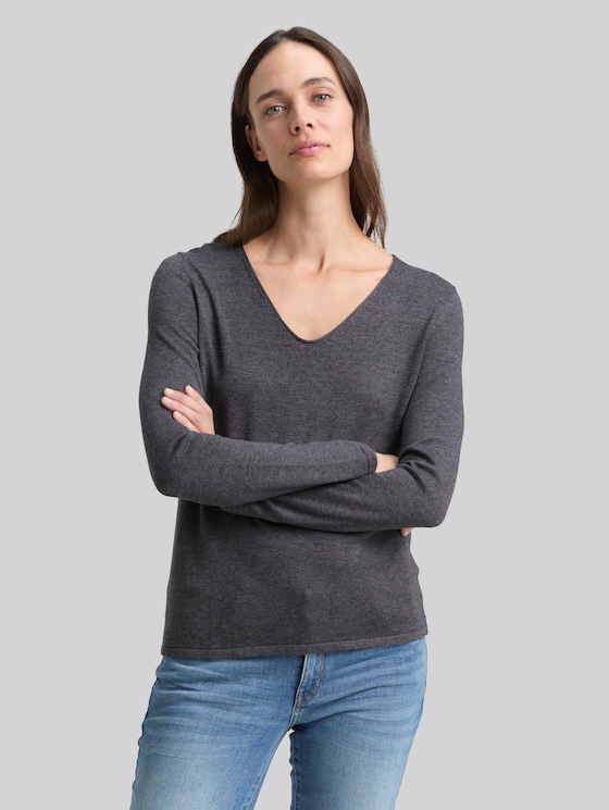 Knitted pullover with a V-neckline - evident anthracite melange