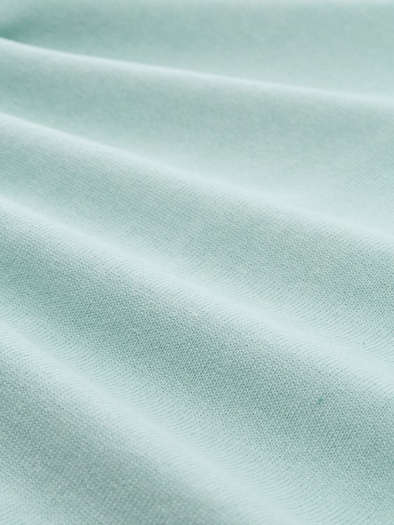Knitted pullover with a V-neckline - blue haze