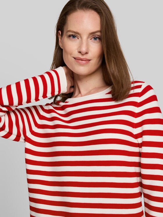Cotton knitted jumper - soft red stripe