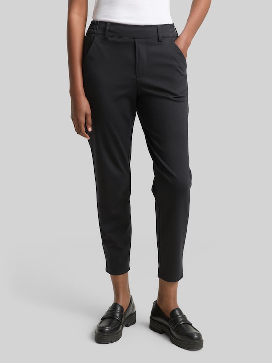 Relaxed-fit trousers with an elastic waistband - deep black