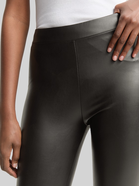leggings in a leather look - deep black