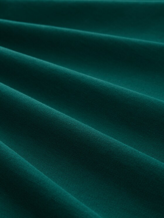 Piqué polo shirt with embroidered logo - Fairway Green
