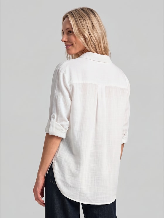 Blouse with breast pockets - White