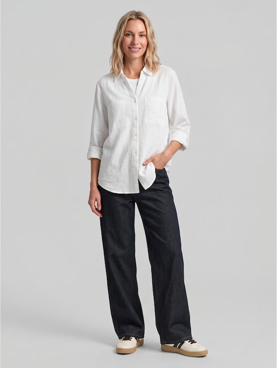 Blouse with breast pockets - White