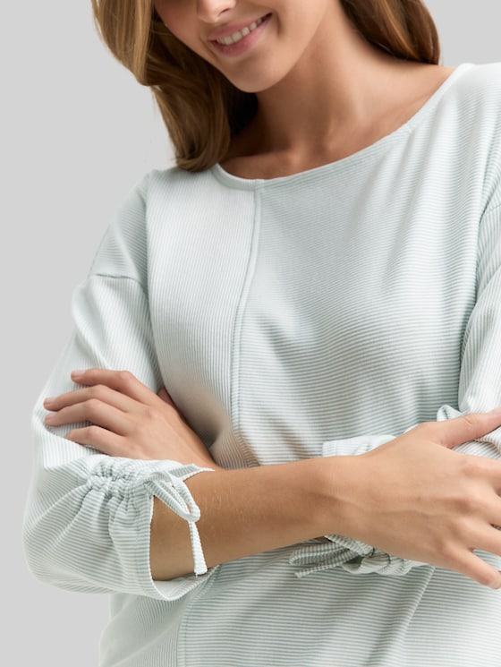 Loose-fit long-sleeved top with gathered sleeves - small mint white stripe