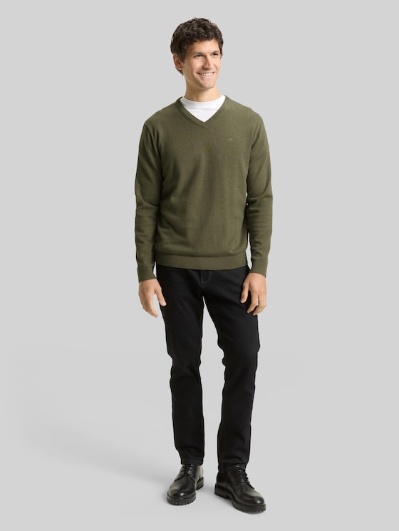 V-neck knitted jumper in cotton - tea leaf melange