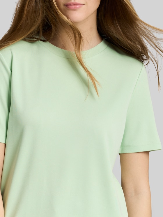 Loose-fit T-shirt - light matcha green
