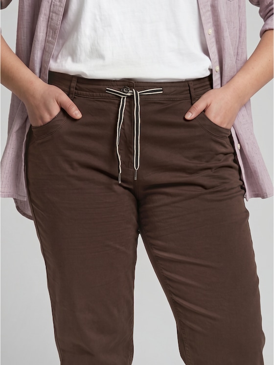 Plus Size – Cropped Slim Trousers - java dark brown