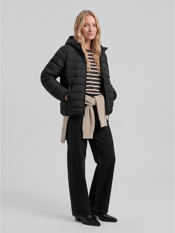 Lightweight quilted jacket with hood - deep black