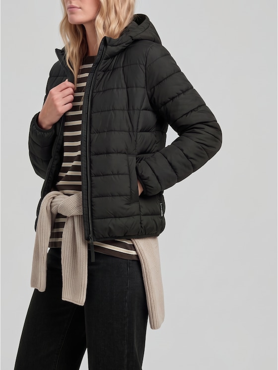 Lightweight quilted jacket with hood - deep black