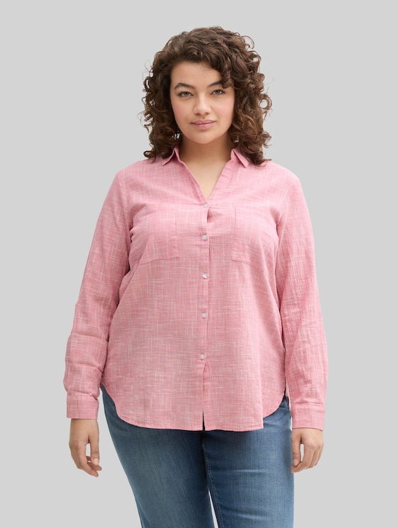 Plus Size - blouse with breast pockets - Berry Red