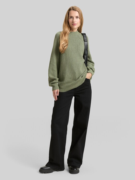 Ribbed sweater with a stand-up collar - pale bark green rib structure