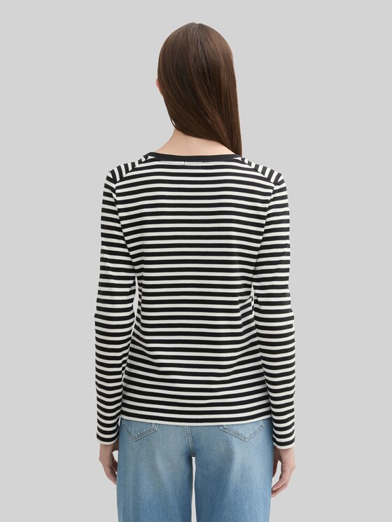 Long-sleeved top with a striped pattern - black white stripe