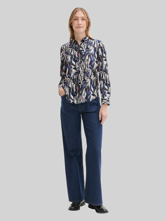 Blouse with pattern - organic shapes design