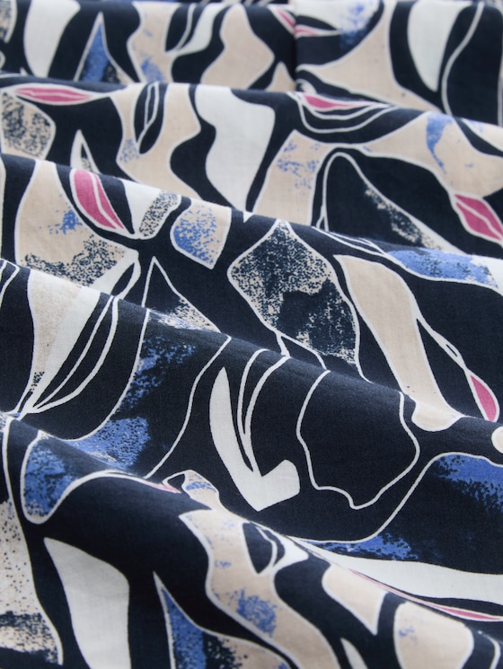Blouse with pattern - organic shapes design