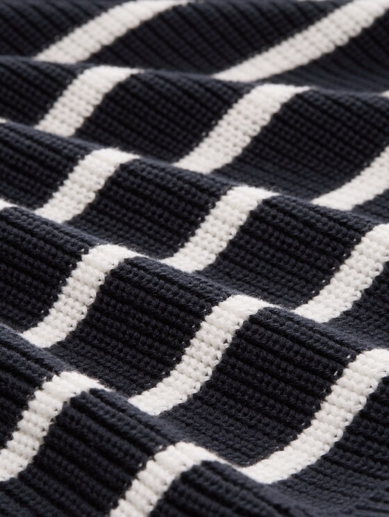 Cardigan with V-neck - placed navy white stripe