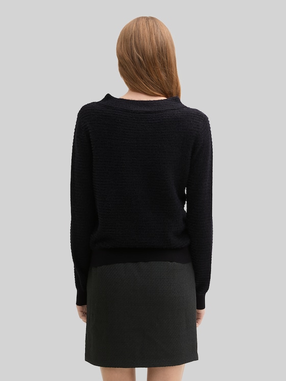 Knitted jumper in feather yarn - deep black
