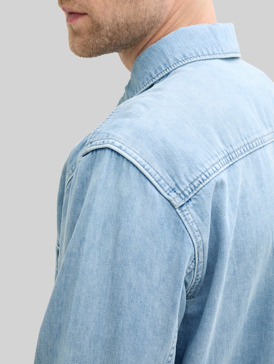 Comfort fit denim shirt with breast pocket - Used Bleached Blue Denim