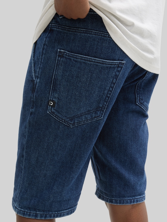 TTAEDAN Straight Jeans Shorts - Clean Dark Stone Blue Denim