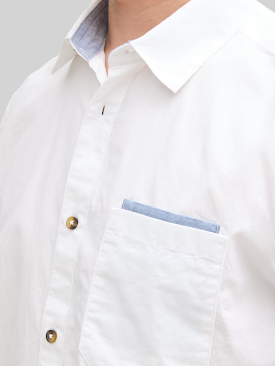 Regular fit short sleeve shirt with breast pocket - White