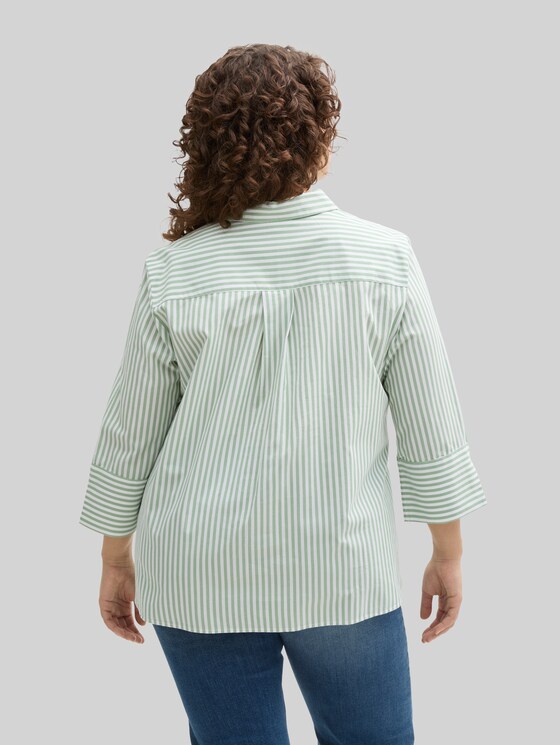 Plus Size - Loose fit blouse with striped pattern - mid green white stripe