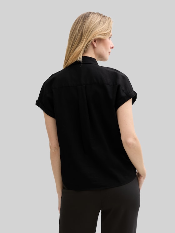 Loose fit blouse with linen blend - deep black