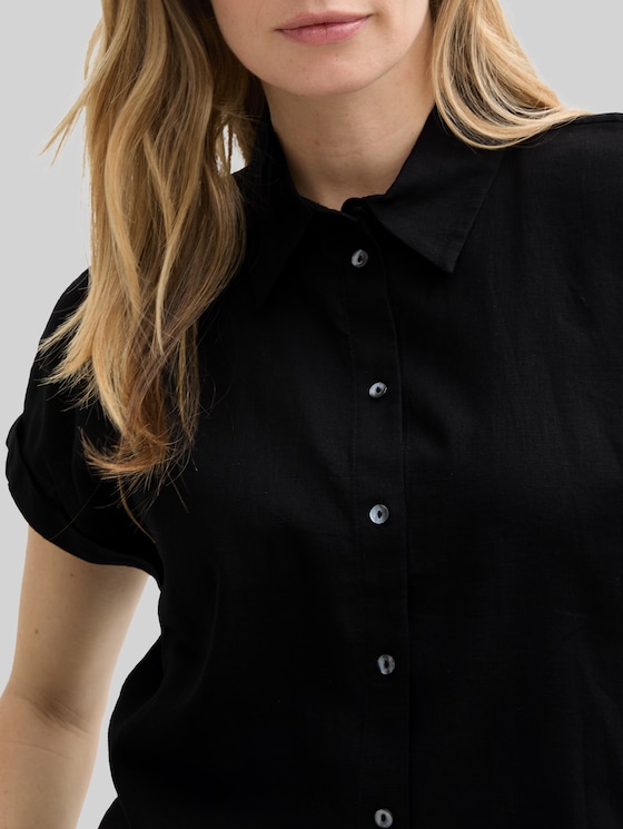 Loose fit blouse with linen blend - deep black