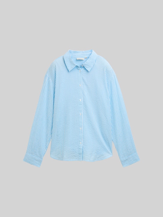 Loose fit seersucker shirt blouse with striped pattern - vertical blue white stripe