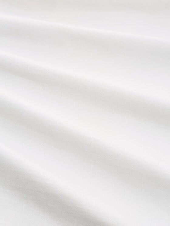 T-shirt with a chest pocket - off white