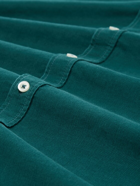 Regular-fit corduroy shirt with breast pocket - Jasper Green