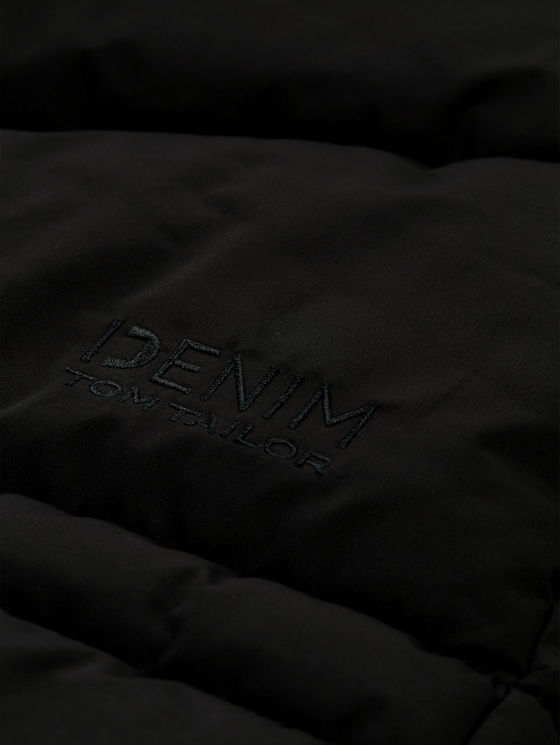 Puffer coat with hood - deep black